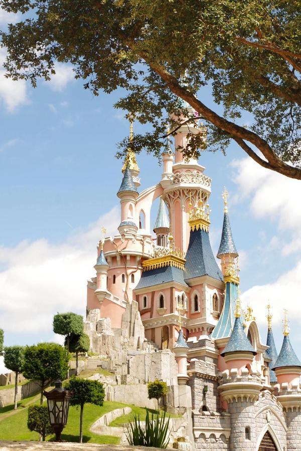 Au Charme De Bussy - Disneyland 10 Min, Paris 25 Min Villa Екстериор снимка